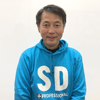 スマートドクタープロイオンモール 春日部店の店長「村松浩太」